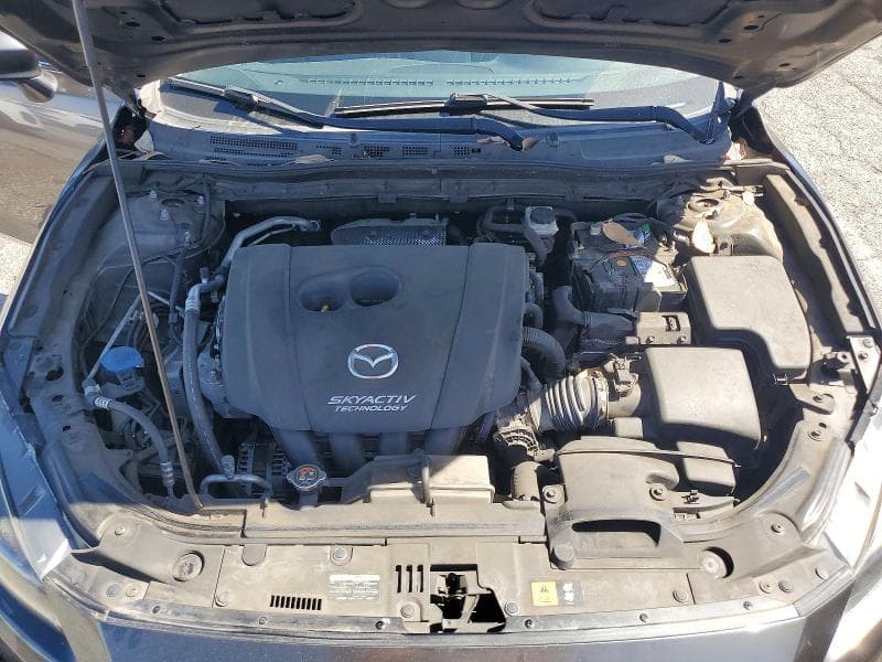 2018 MAZDA 3 TOURING 11