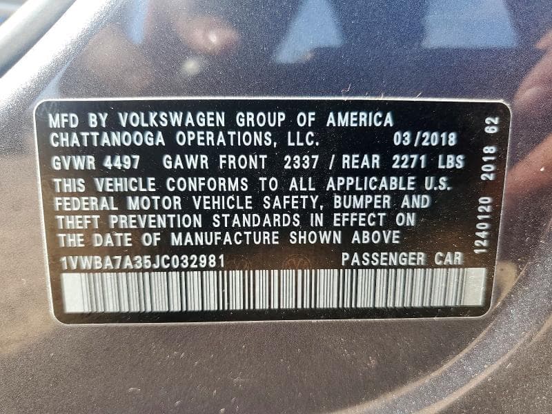 2018 VOLKSWAGEN PASSAT SE 13