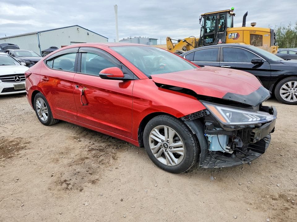 2020 HYUNDAI ELANTRA SEL 4