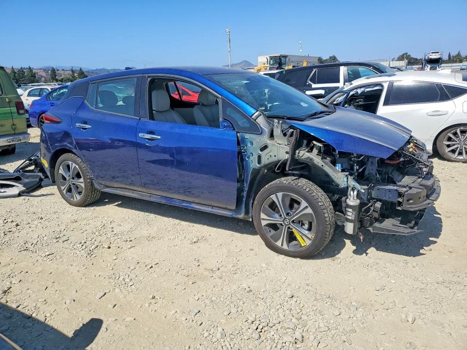 2022 NISSAN LEAF SL PLUS 4