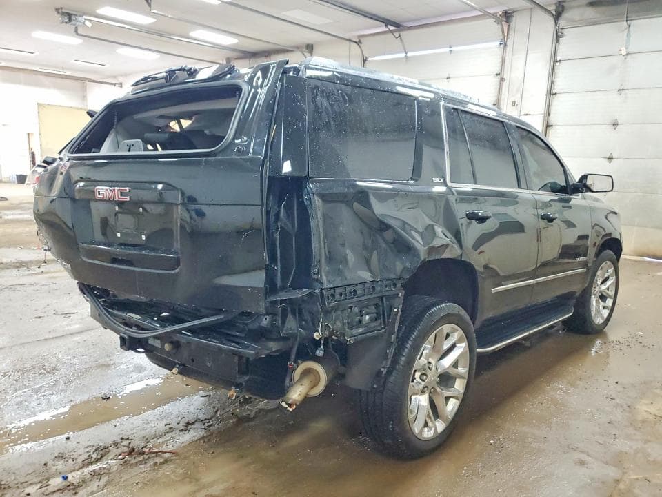 2020 GMC YUKON SLT 3