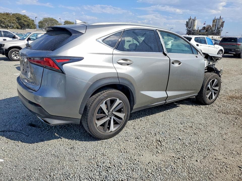 2018 LEXUS NX 300 BASE 3