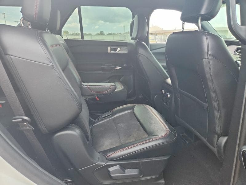 2024 FORD EXPLORER ST-LINE 10