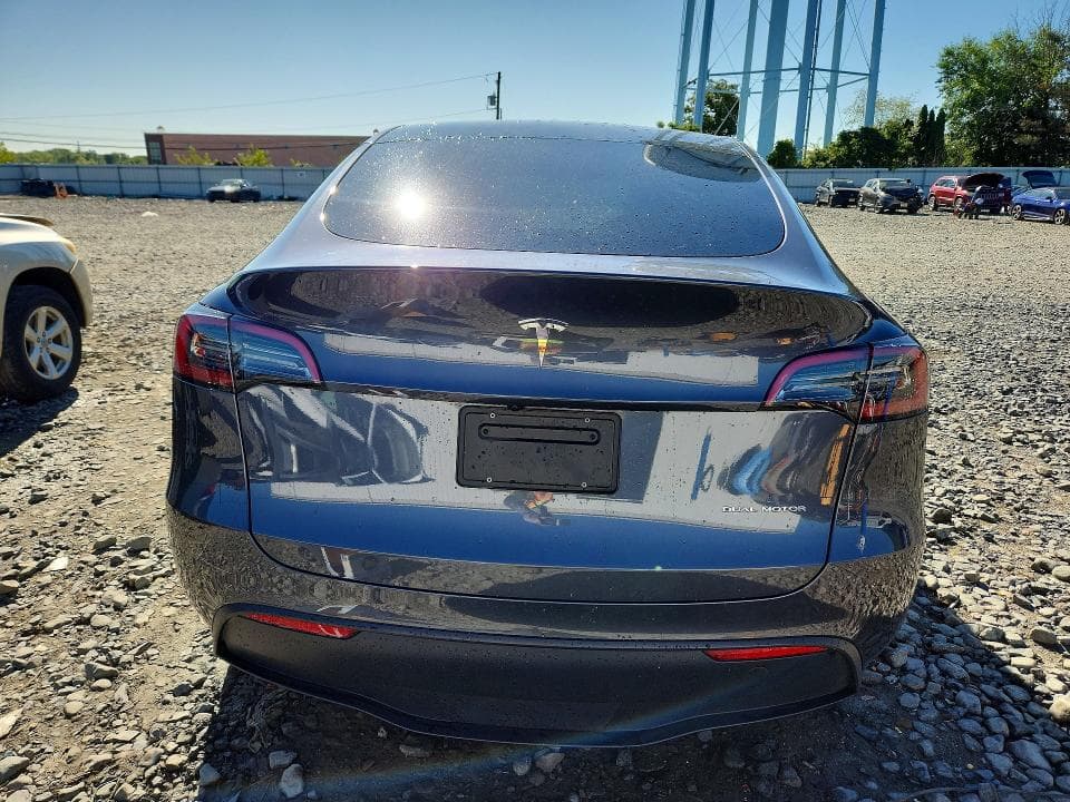 2023 TESLA MODEL Y 6
