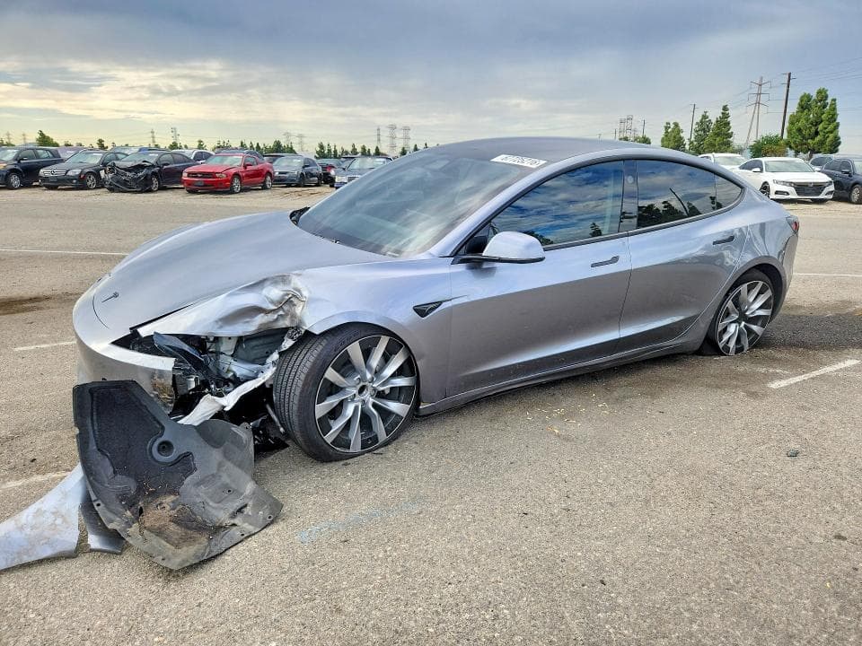 2026 TESLA MODEL 3