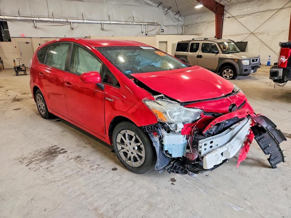 2017 TOYOTA PRIUS V TWO 4