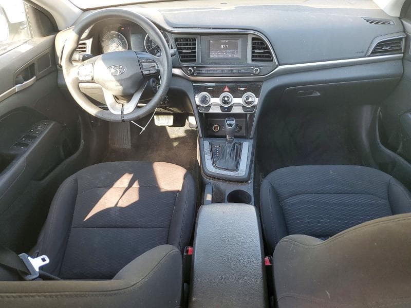 2019 HYUNDAI ELANTRA SE 8