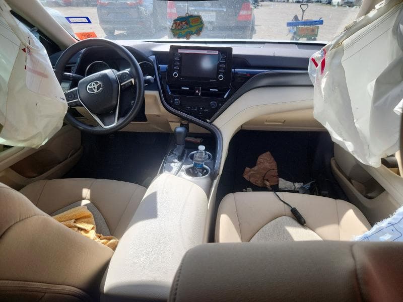 2024 TOYOTA CAMRY LE 8