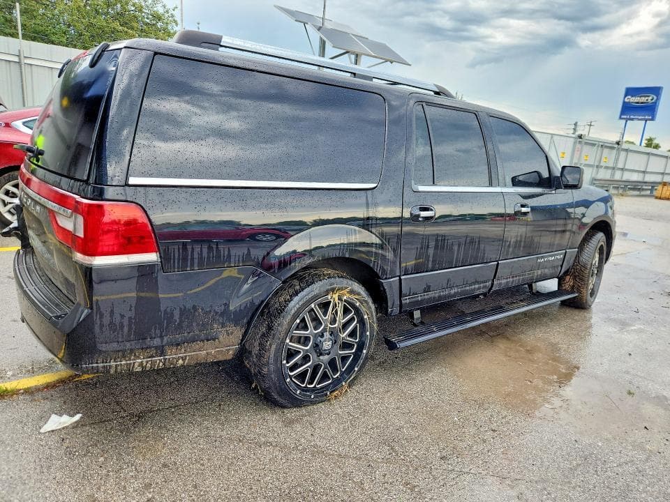 2017 LINCOLN NAVIGATOR L RESERVE 3