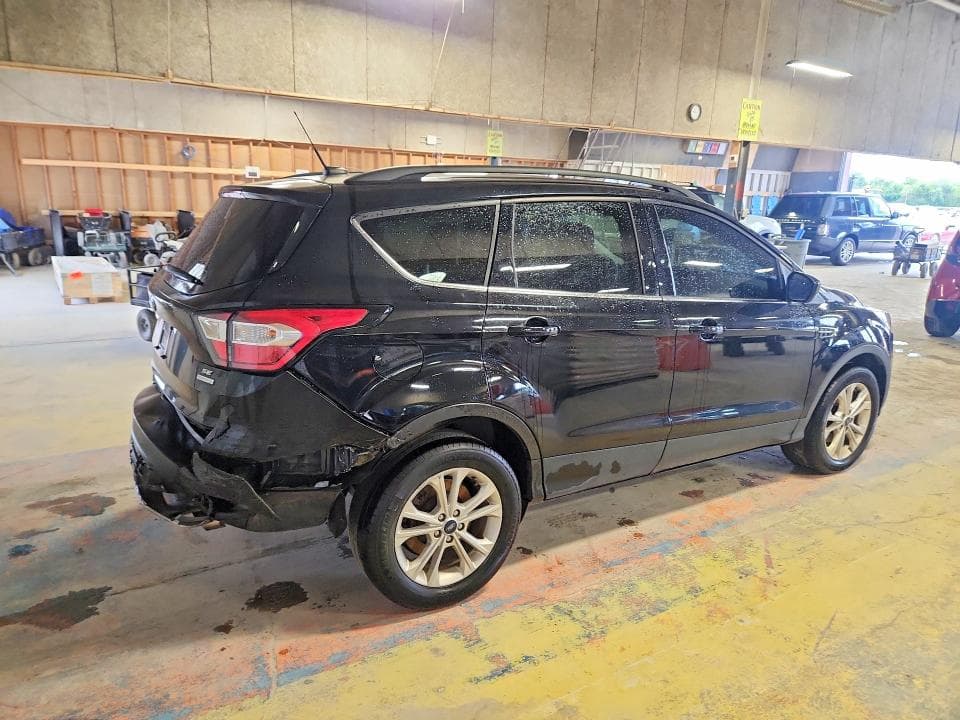 2018 FORD ESCAPE SE 3