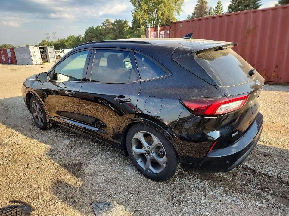 2024 FORD ESCAPE ST LINE 2