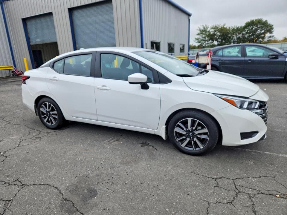 2024 NISSAN VERSA SV 4