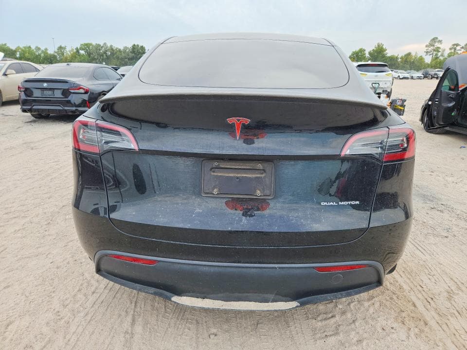 2023 TESLA MODEL Y 6