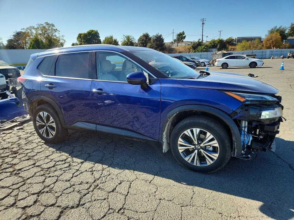 2021 NISSAN ROGUE SV 4