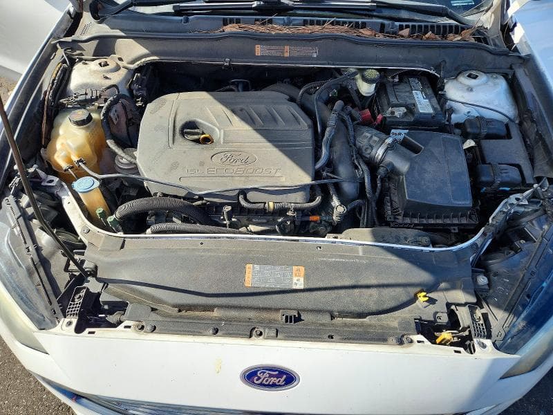 2017 FORD FUSION SE 11