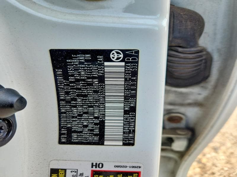 2017 TOYOTA COROLLA SE 12