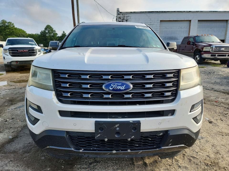 2017 FORD EXPLORER XLT 5