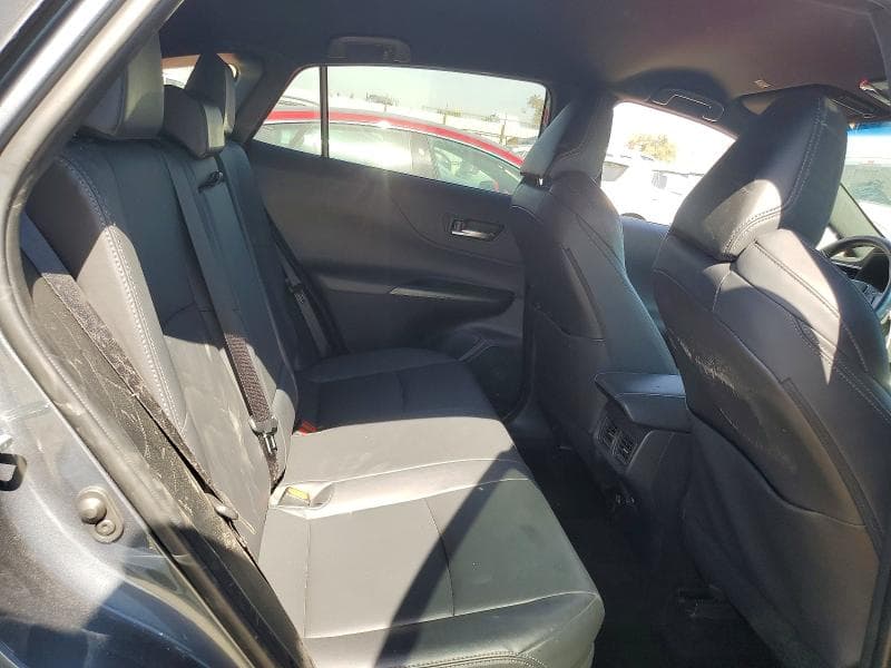 2024 TOYOTA VENZA XLE 11