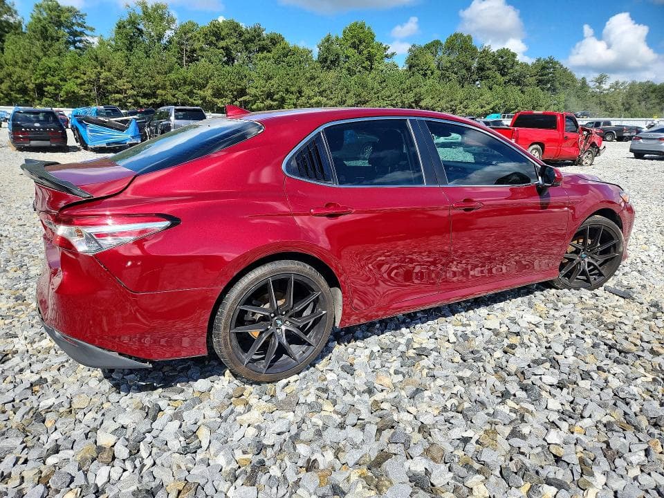 2020 TOYOTA CAMRY LE 3