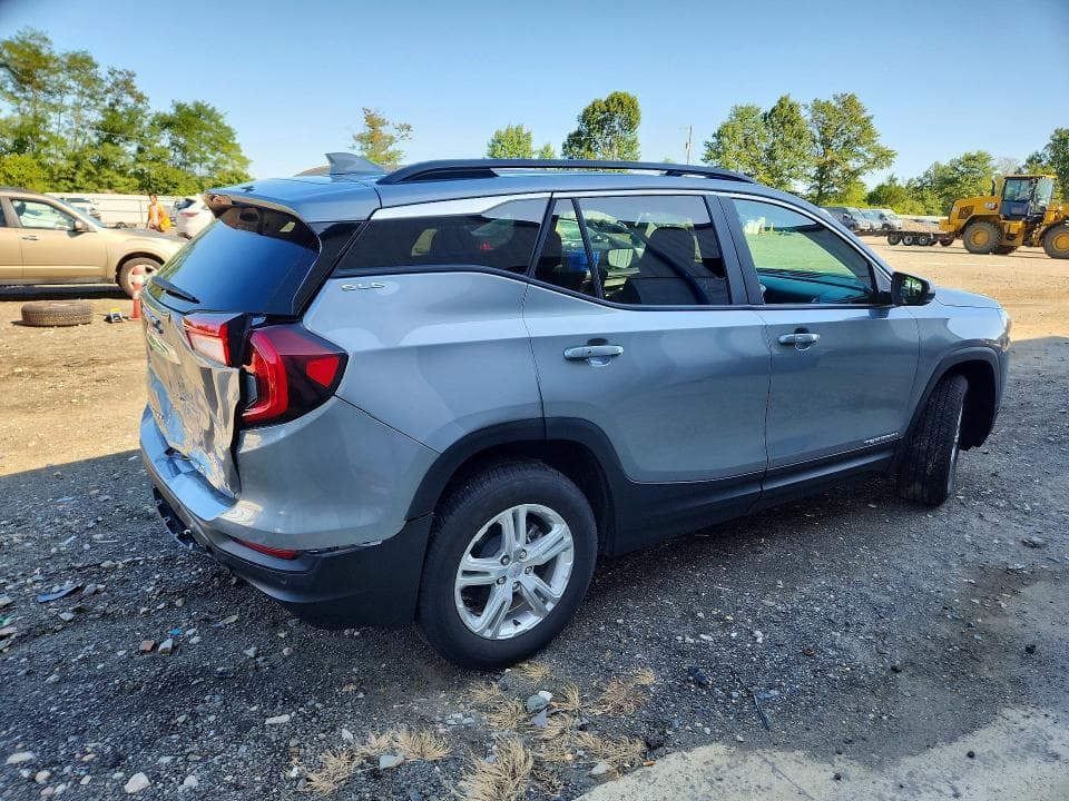 2024 GMC TERRAIN SLE 3