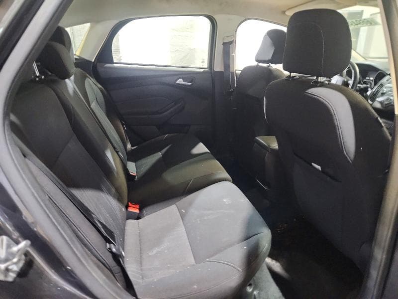 2018 FORD FOCUS SE 10
