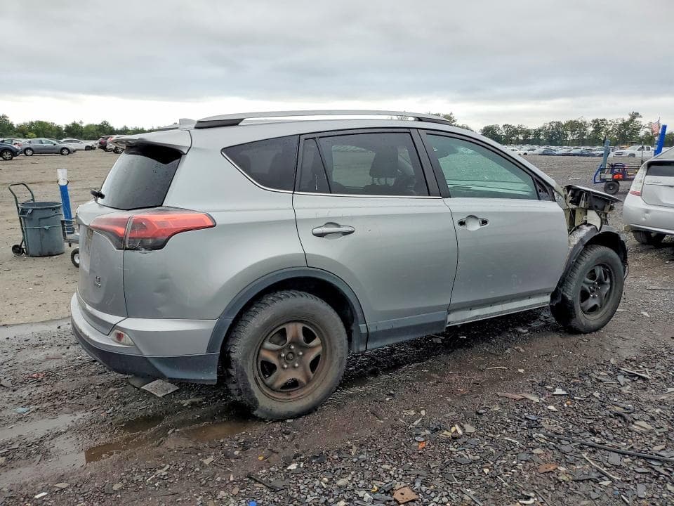 2017 TOYOTA RAV4 LE 3