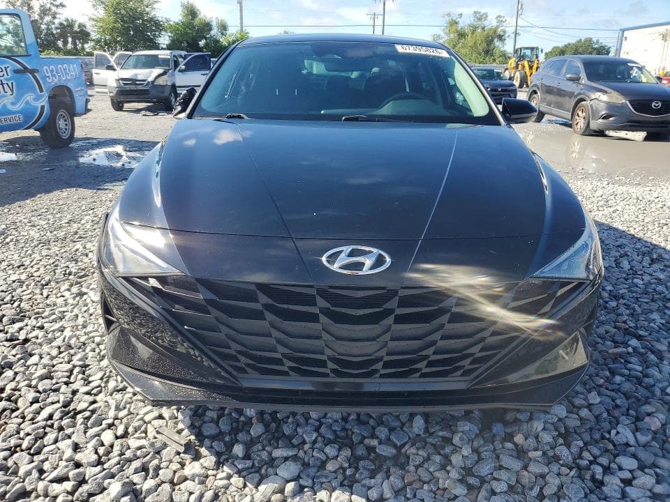2023 HYUNDAI ELANTRA SEL 5