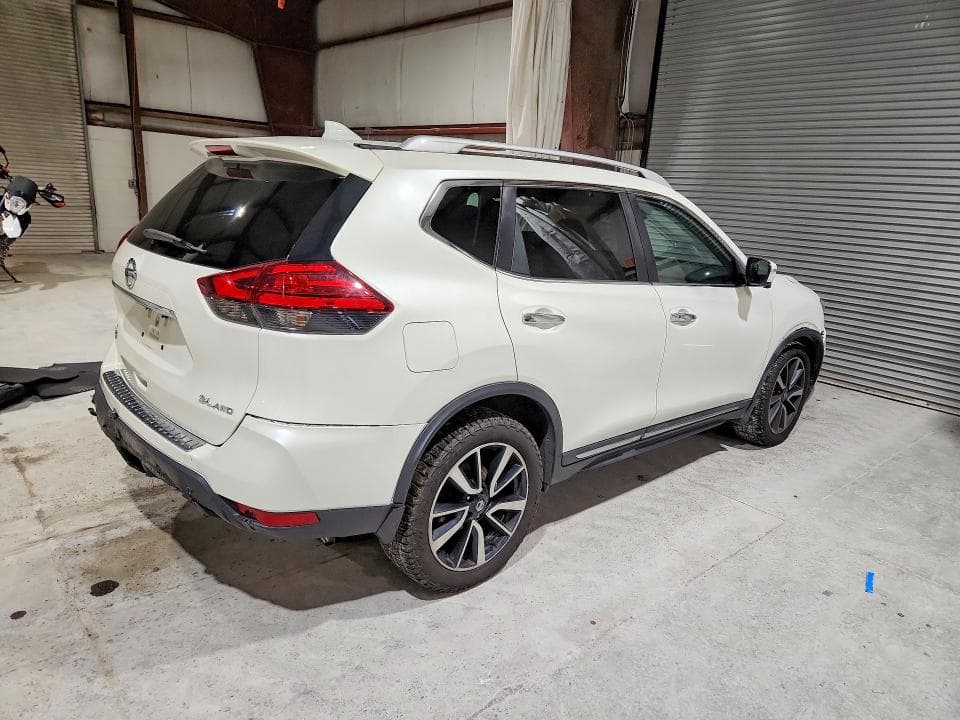 2017 NISSAN ROGUE SL 3