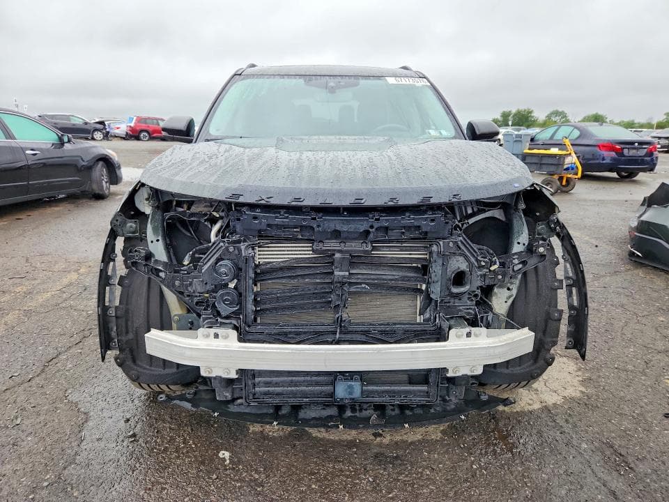 2023 FORD EXPLORER XLT 5