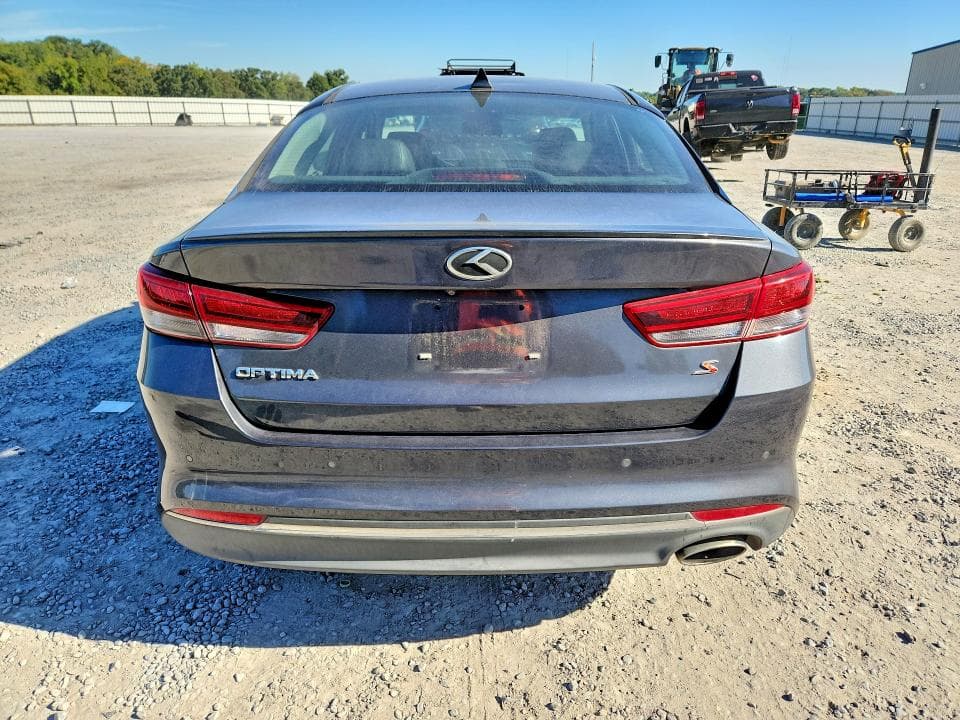 2018 KIA OPTIMA S 6