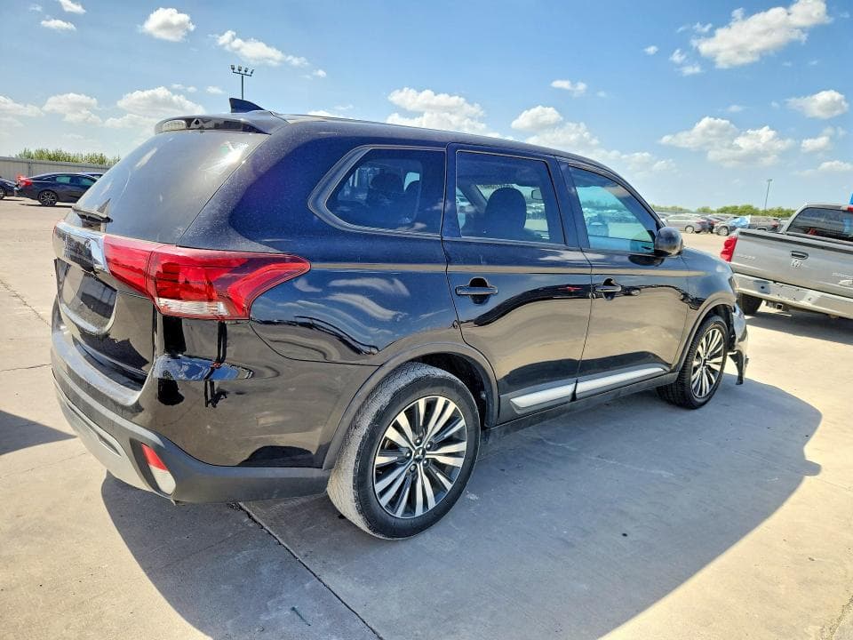 2020 MITSUBISHI OUTLANDER ES 3