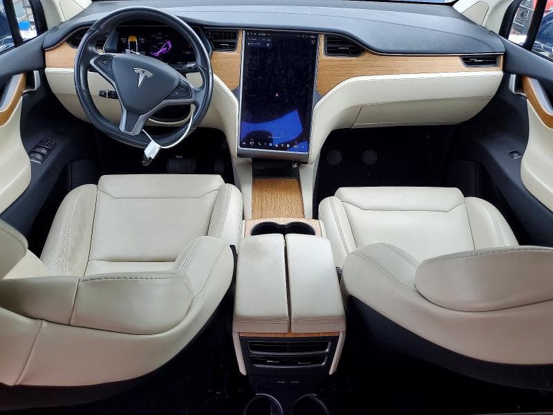2019 TESLA MODEL X 8