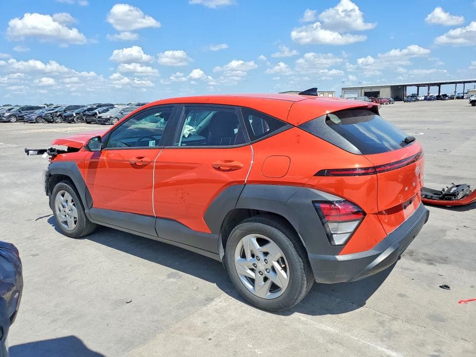 2024 HYUNDAI KONA SE 2