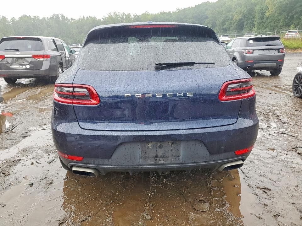 2017 PORSCHE MACAN 6