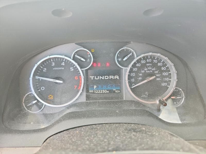 2017 TOYOTA TUNDRA CREWMAX SR5 9