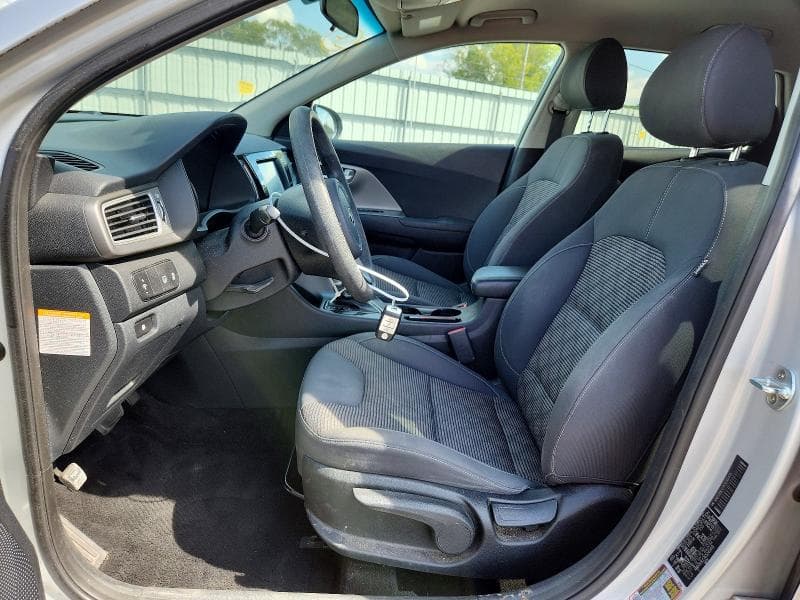 2019 KIA NIRO LX 7