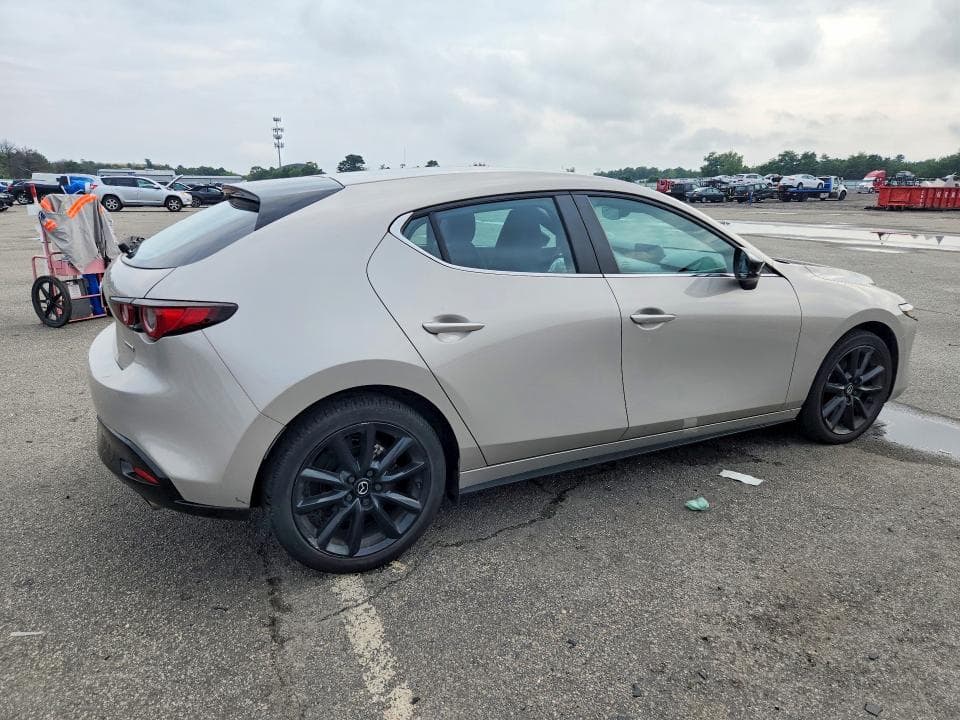 2024 MAZDA 3 SELECT SPORT 3