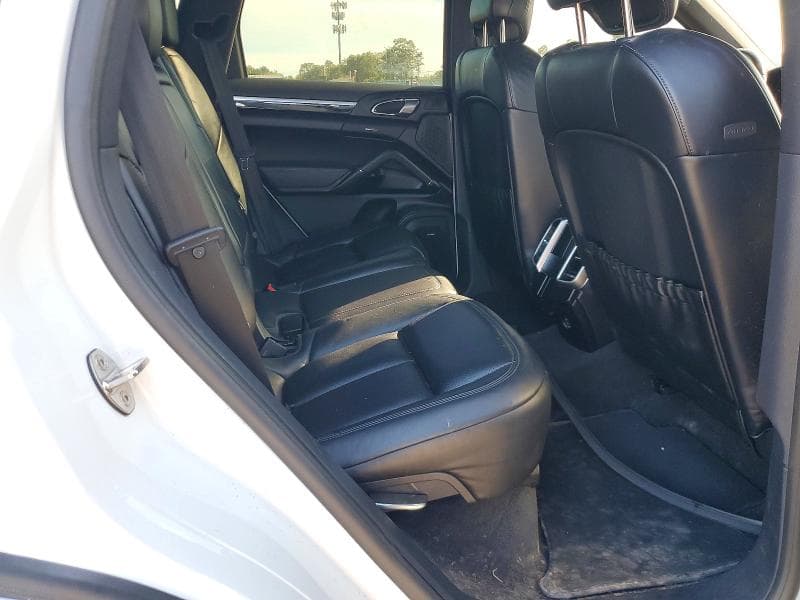 2017 PORSCHE CAYENNE 11