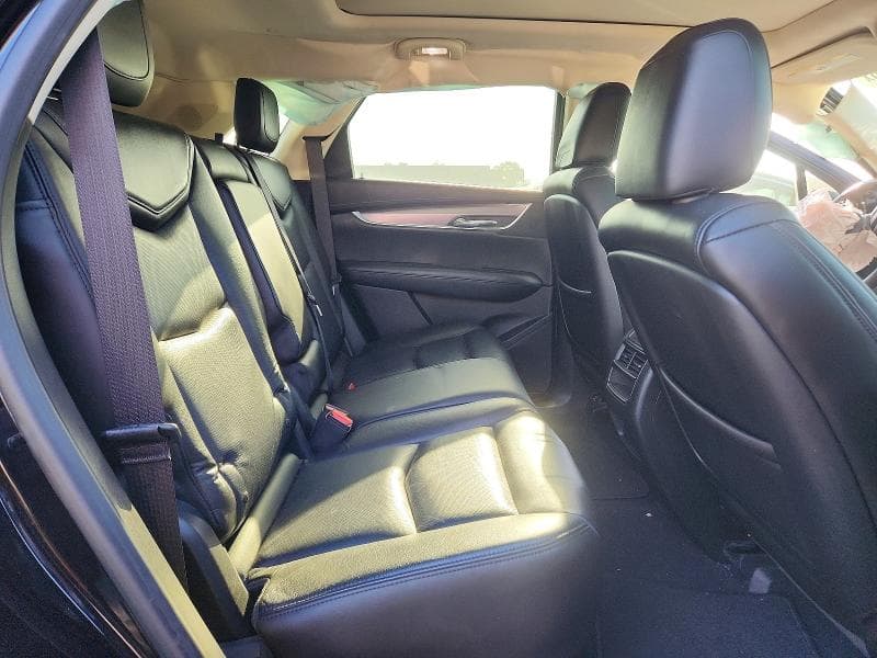 2017 CADILLAC XT5 LUXURY 10