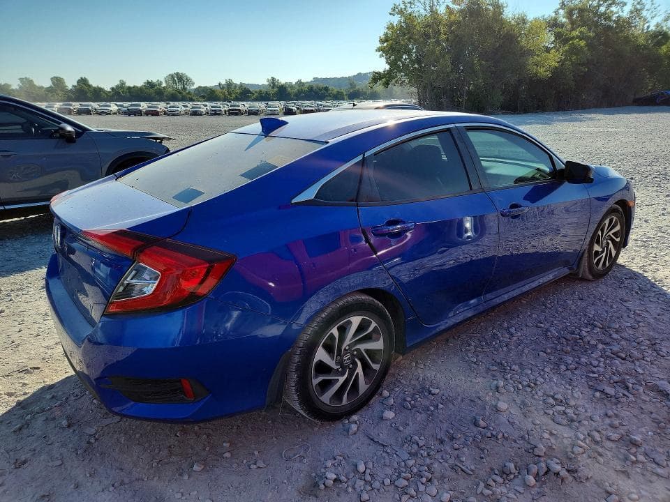 2018 HONDA CIVIC EX 3