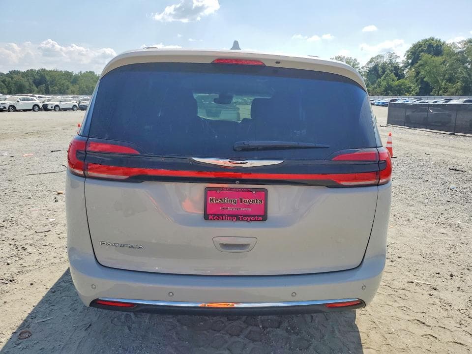 2021 CHRYSLER PACIFICA TOURING L 6