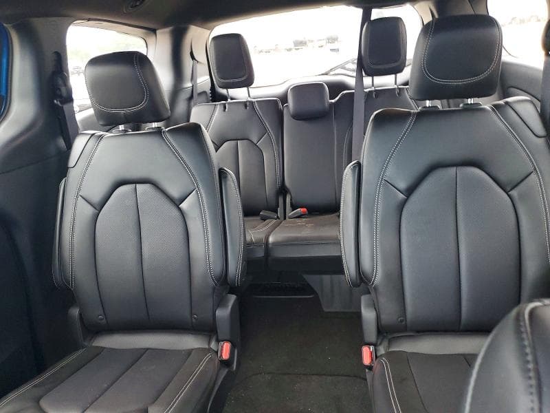 2027 CHRYSLER PACIFICA SELECT 10