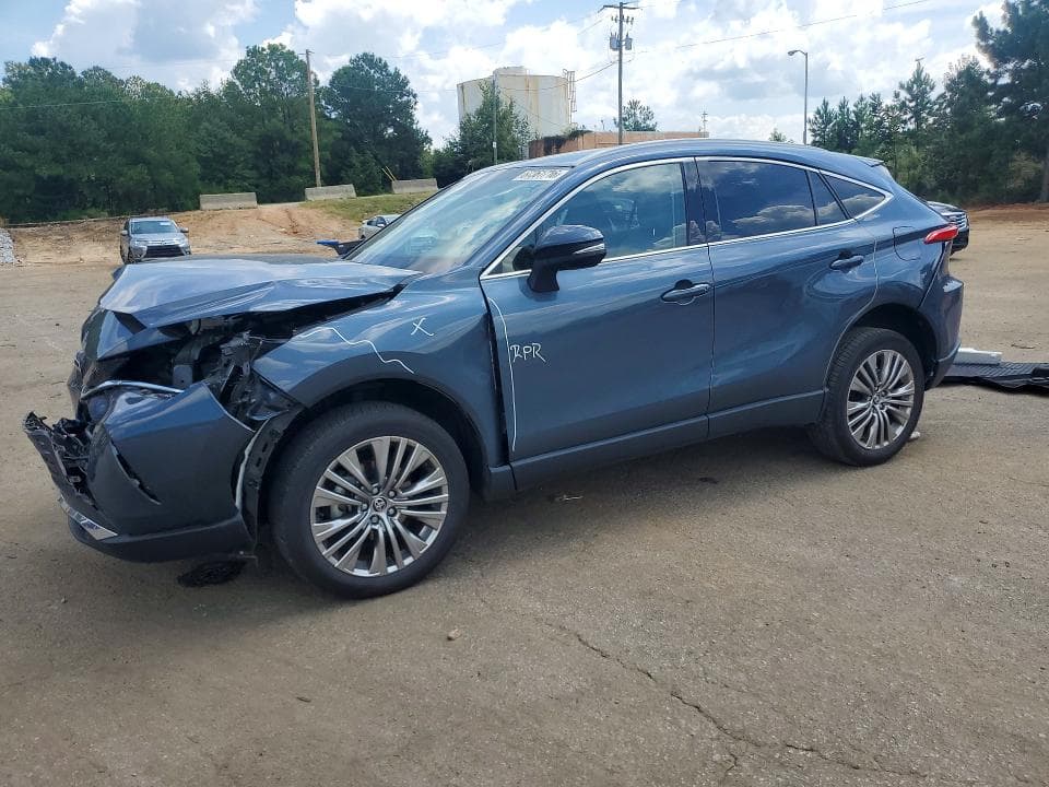 2024 TOYOTA VENZA XLE