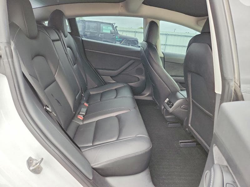 2022 TESLA MODEL 3 10