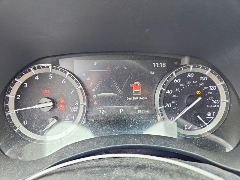 2022 TOYOTA HIGHLANDER XLE 9