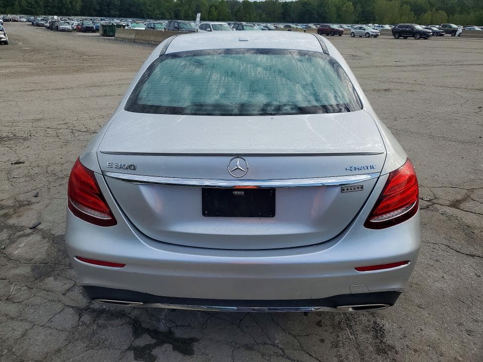 2017 MERCEDES-BENZ E 300 4MATIC 6