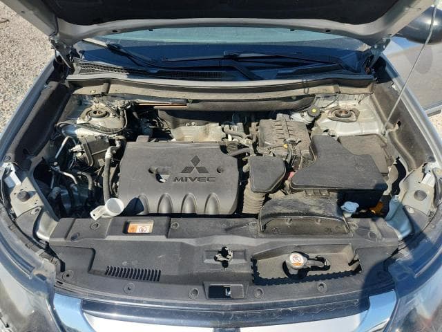 2018 MITSUBISHI OUTLANDER ES 12