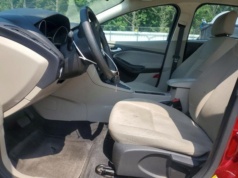 2017 FORD FOCUS SE 7