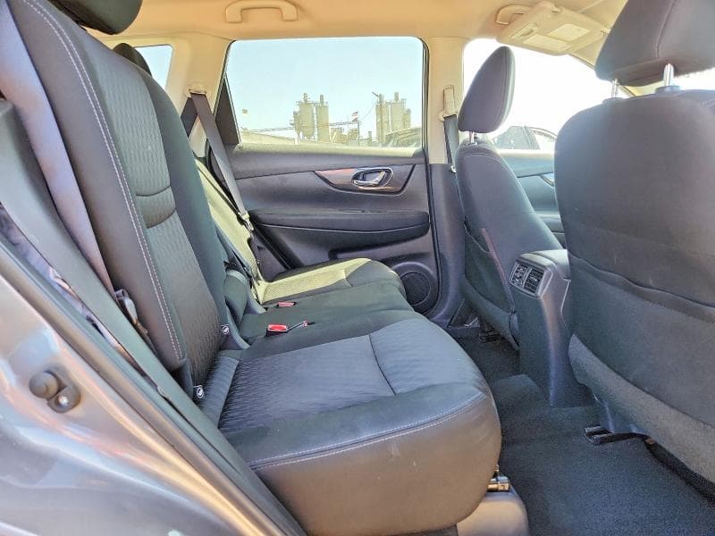 2018 NISSAN ROGUE SV 11