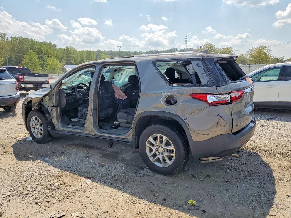 2018 CHEVROLET TRAVERSE LT 2